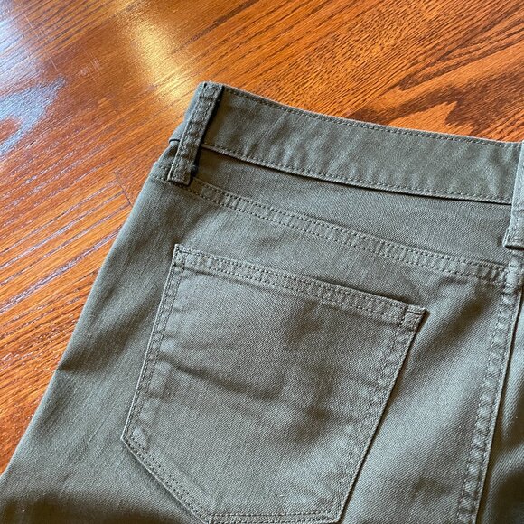 NWT St. John's Bay Olive Straight Leg Denim Pants - Size 12 - Picture 7 of 8